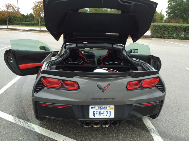 Illustration for article titled How I Was Able To Get A Hold Of A 2015 C7 Corvette To Drive